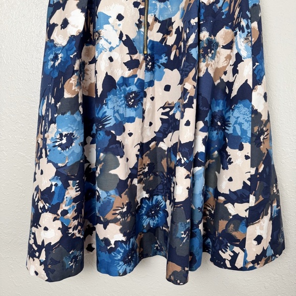 Kate Spade blue Autumn floral scoop neck fit and flare sleeveless dress 6 - Picture 8 of 10